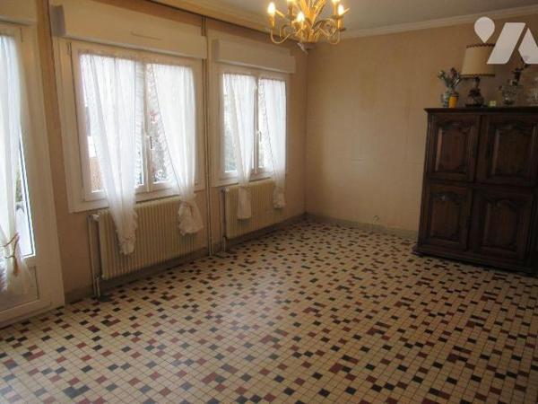 Maison à Vendre à Bréviandes (10450) en Aube (10)

À vendre, maison de 69.28 m² située à Brév...