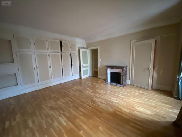 Maison de maître à vendre à Vesoul en Haute-Saône (70000), ref : 70003-13