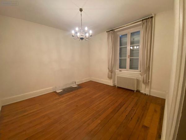 Maison de maître à vendre à Vesoul en Haute-Saône (70000), ref : 70003-13