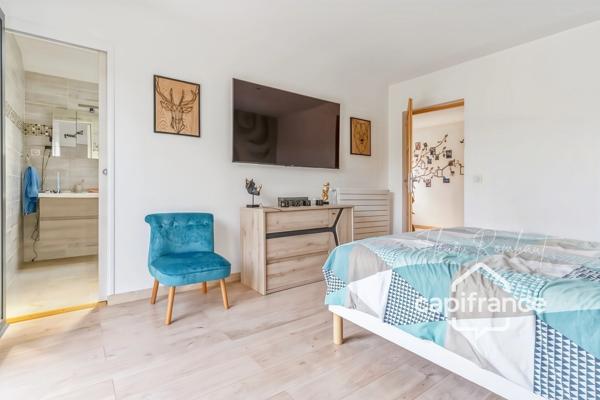 Maison familiale 7 pièces de 250 m² avec studio indépendant