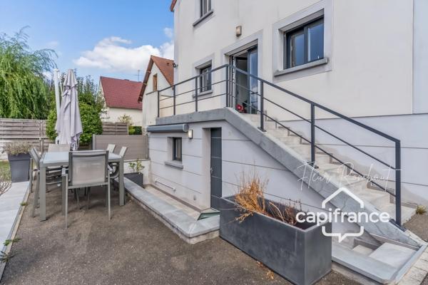 Maison familiale 7 pièces de 250 m² avec studio indépendant