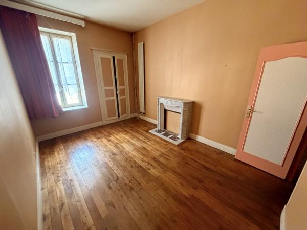 Maison à vendre |  Aigurande |  13 pièces | 210 m²