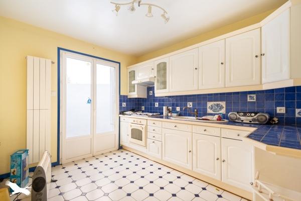 Maison 187 424 € Lesneven 8 p 102 m² DPE D