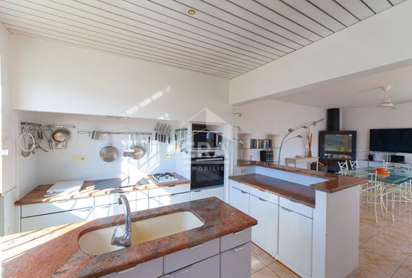 MAISON AVEC PISCINE ET DÉPENDANCES ? MANDELIEU-LA-NAPOULE ? QUARTIER MINELLE ? ACCÈS TRÈS FACILE