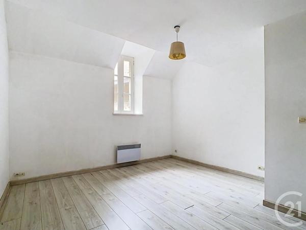 Appartement F4 à vendre  4 pièces - 78,65 m 2   DINAN  - 22