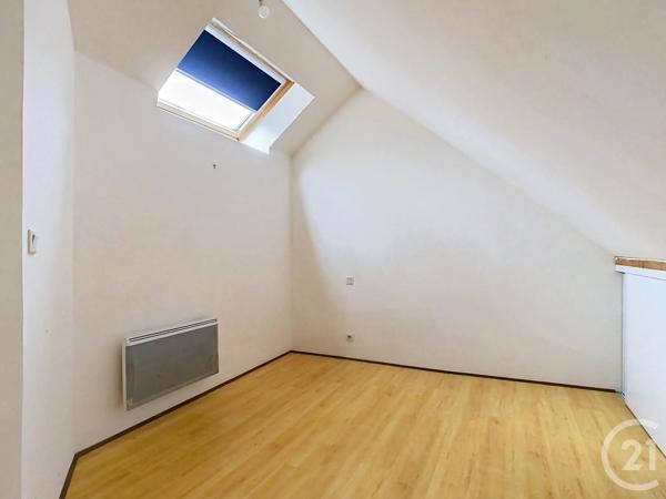 Appartement F4 à vendre  4 pièces - 78,65 m 2   DINAN  - 22