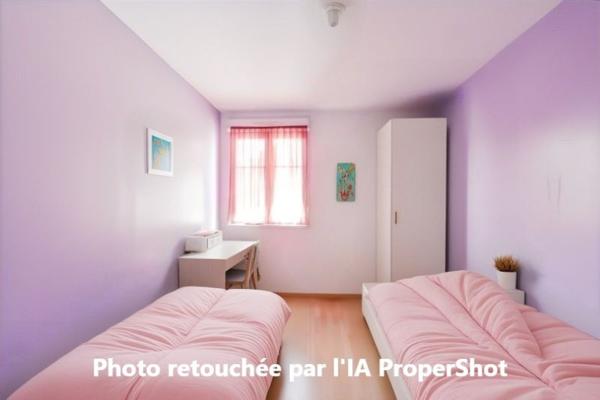 VAURÉAL COEUR DE VILLE - 3 PIÈCES AVEC BALCON !