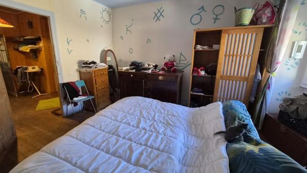 Vente / Maison avec dépendance à Pontgibaud (63230)