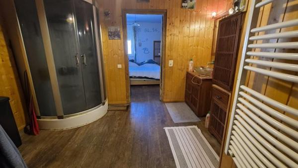 Vente / Maison avec dépendance à Pontgibaud (63230)