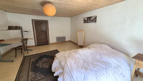 Vente / Maison avec dépendance à Pontgibaud (63230)