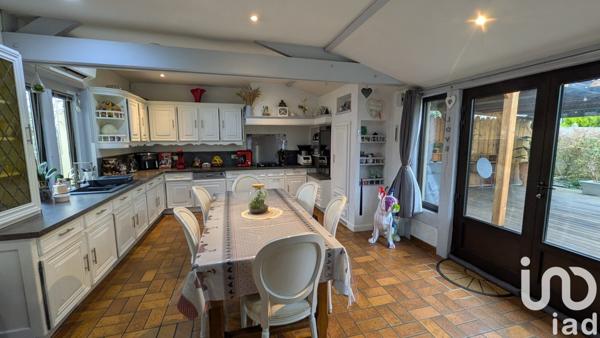 Maison traditionnelle 7 pièces de 130 m² à Gien (45500)