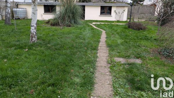 Maison traditionnelle 7 pièces de 130 m² à Gien (45500)