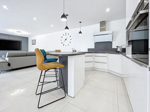 Maison 4 pièces - 125 m² Exclusivité efficity