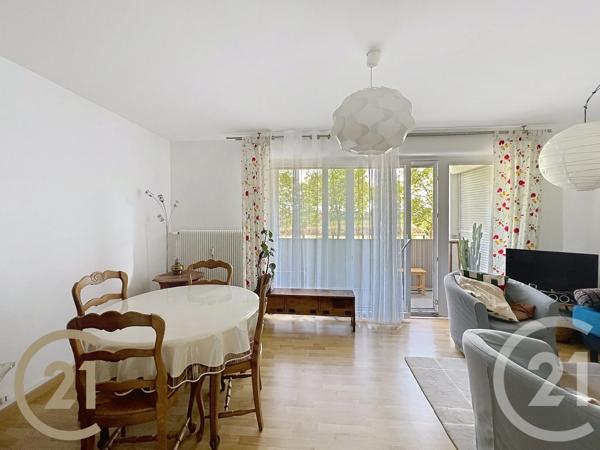 Appartement F3 à vendre  3 pièces - 69,77 m 2   VANDOEUVRE LES NANCY  - 54