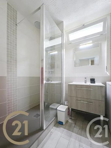 Appartement F3 à vendre  3 pièces - 69,77 m 2   VANDOEUVRE LES NANCY  - 54