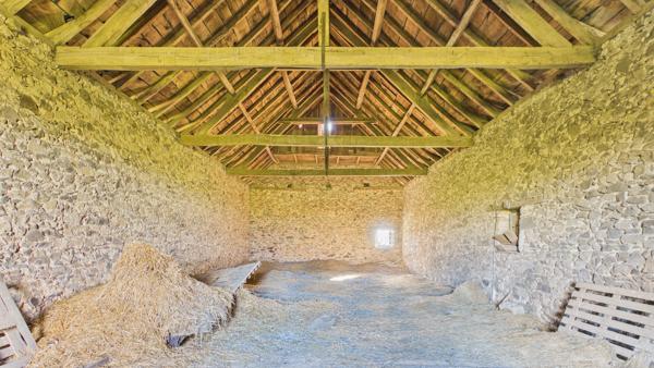 Corps de ferme sans voisins Morlhon le haut
