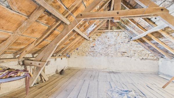 Corps de ferme sans voisins Morlhon le haut