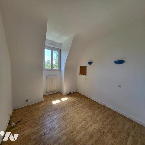 Maison d'habitation à vendre dans la campagne de Châteauneuf du Faou, Finistère 29