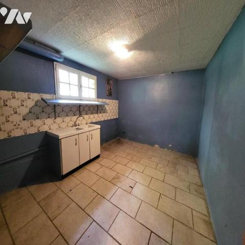Maison d'habitation à vendre dans la campagne de Châteauneuf du Faou, Finistère 29