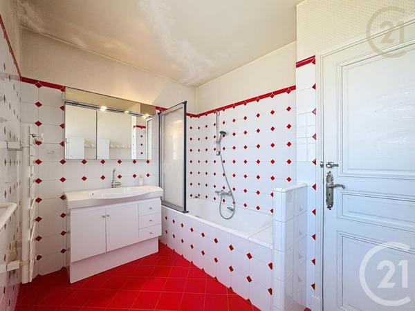 Maison à vendre  9 pièces - 204,12 m2 PERTHES - 77