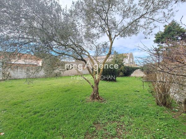 Terrain à LA ROCHELLE, 17000 - 336m²