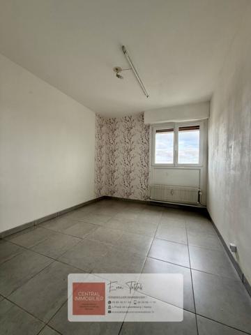Appartement Vandoeuvre Les Nancy 4 pièce(s) 79.88 m2