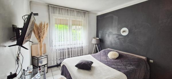 25420 – COURCELLES LES MONTBELIARD – MAISON 7 PIECES – 5 CHAMBRES – JARDIN – GARAGE