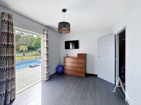 Maison Muret Plain pied 134m² , double garage et piscine