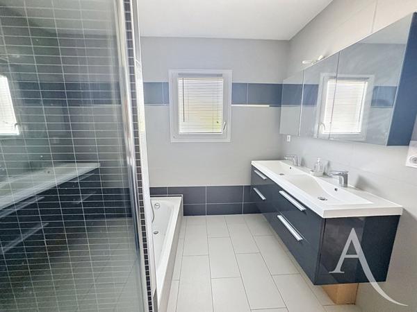 Maison Muret Plain pied 134m² , double garage et piscine