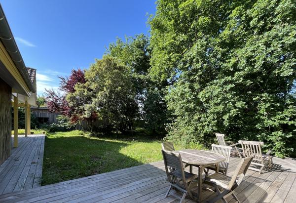 GUJAN-MESTRAS ! Maison de 198 m2, piscine intérieure, dépendance, Parcelle de 1750 m2