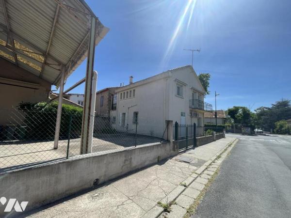 VIAGER OCCUPE A PAULHAN 34230 MAISON + GRAND GARAGE