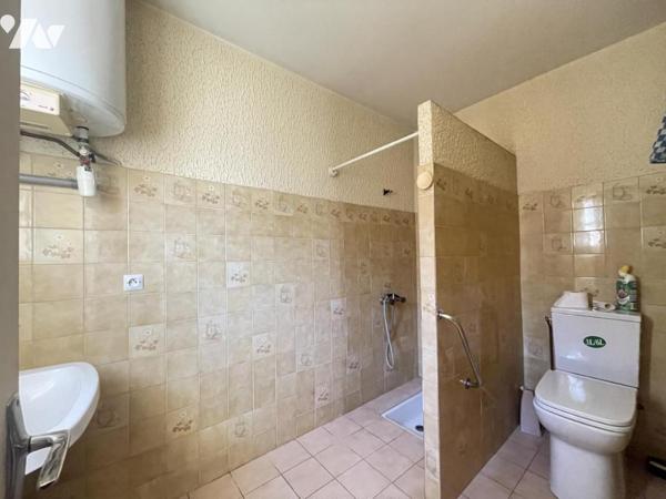 VIAGER OCCUPE A PAULHAN 34230 MAISON + GRAND GARAGE