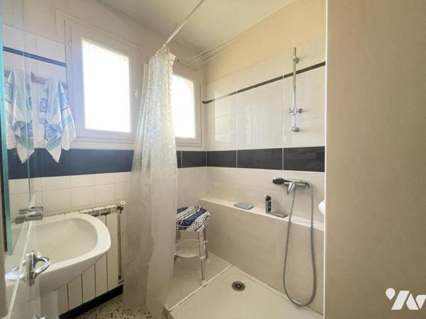 VIAGER OCCUPE A PAULHAN 34230 MAISON + GRAND GARAGE