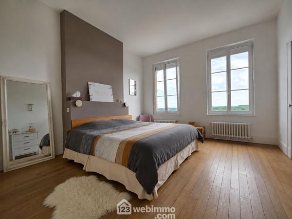 Maison de maître 214 m² à Laon 02000