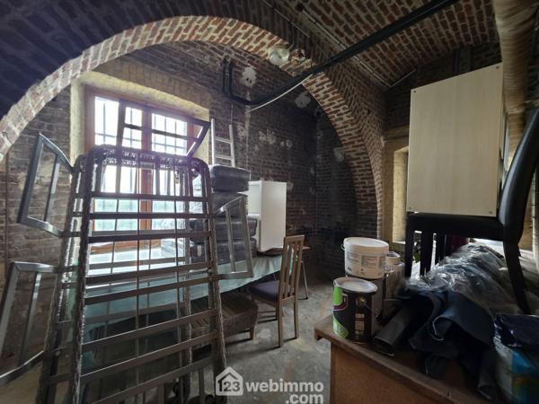 Maison de maître 214 m² à Laon 02000