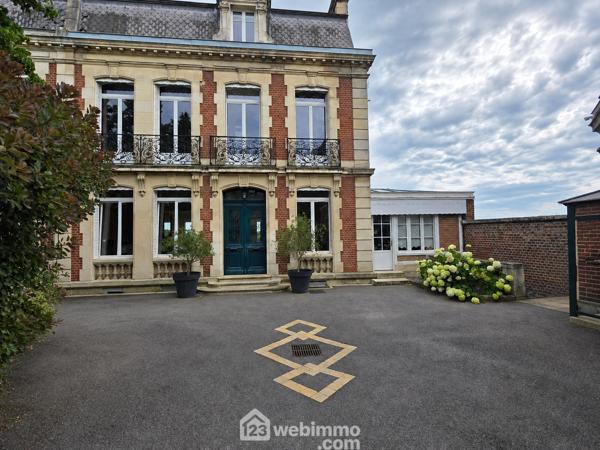 Maison de maître 214 m² à Laon 02000