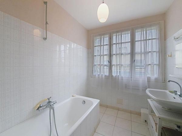 EXCLUSIVITÉ RIANTEC : Maison avec vie de plain-pied sur un beau terrain