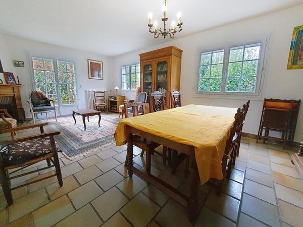 EXCLUSIVITÉ RIANTEC : Maison avec vie de plain-pied sur un beau terrain
