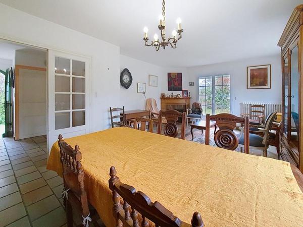 EXCLUSIVITÉ RIANTEC : Maison avec vie de plain-pied sur un beau terrain
