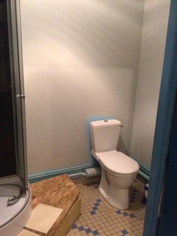 Ancienne salle des fêtes idéal pour association, stockage…..