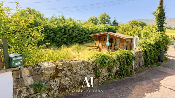 Terrain constructible de 402 m² avec emprise au sol non réglementée Crozet 01170