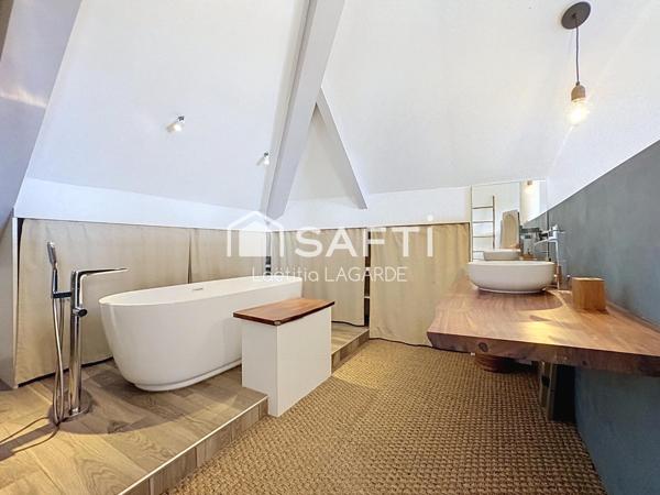 Esprit rooftop, vue mer et grande terrasse