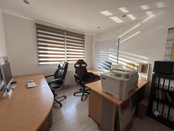 Maison familiale entièrement rénovée – 5 chambres et sous-sol