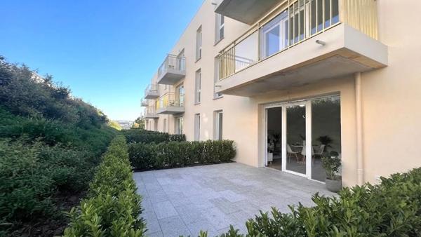 Dpt Finistère (29), à vendre QUIMPER appartement T2 meublé situé au dernier étage de 45,51 m² habitable - Balcon- Parking souterrain.