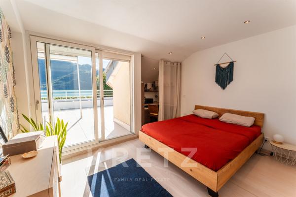 Appartement dernier étage, esplanade Aix les Bains, face au lac du Bourget