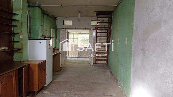 Maison mitoyenne à rénover – Chancelade