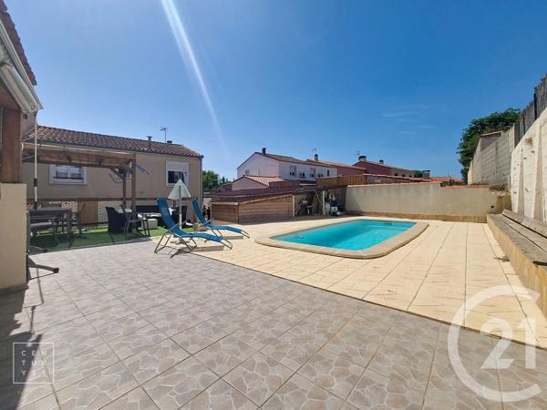 Maison à vendre  4 pièces - 135 m 2   TOULOUGES  - 66
