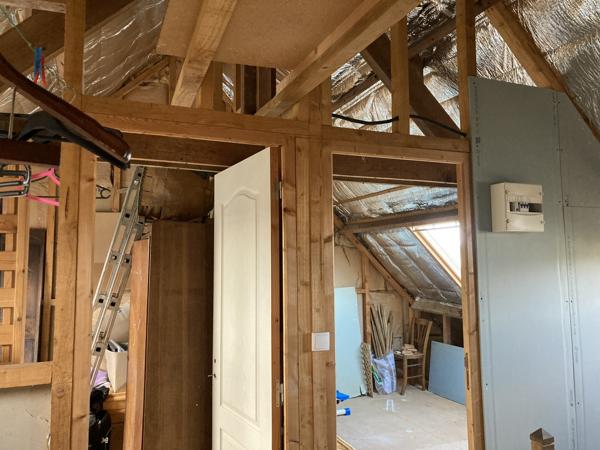 Dinéault – Maison familiale de 129 m² avec jardin, 3 chambres et combles aménageables