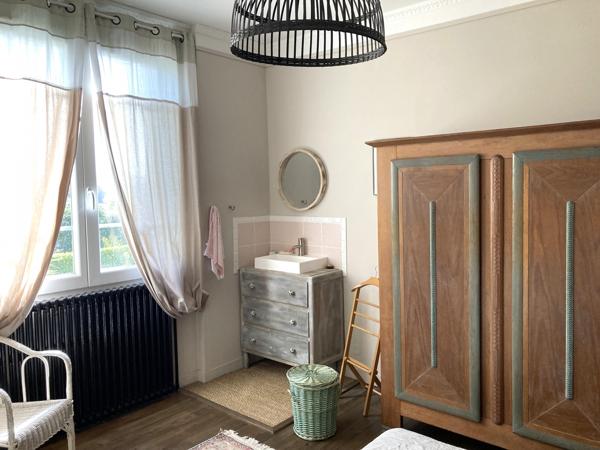 Dinéault – Maison familiale de 129 m² avec jardin, 3 chambres et combles aménageables