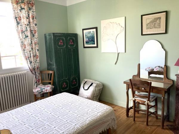 Dinéault – Maison familiale de 129 m² avec jardin, 3 chambres et combles aménageables